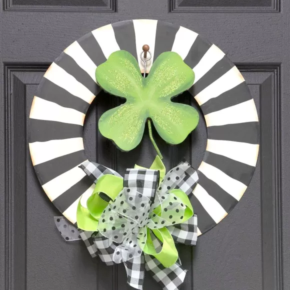 The Round Top Collection Wall Decor>Black And White Wreath With Grommet Hanger