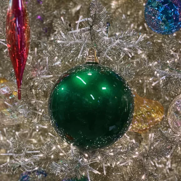 Farrisilk Ball Ornaments>Emerald Green Shiny Ball Ornament, 8"