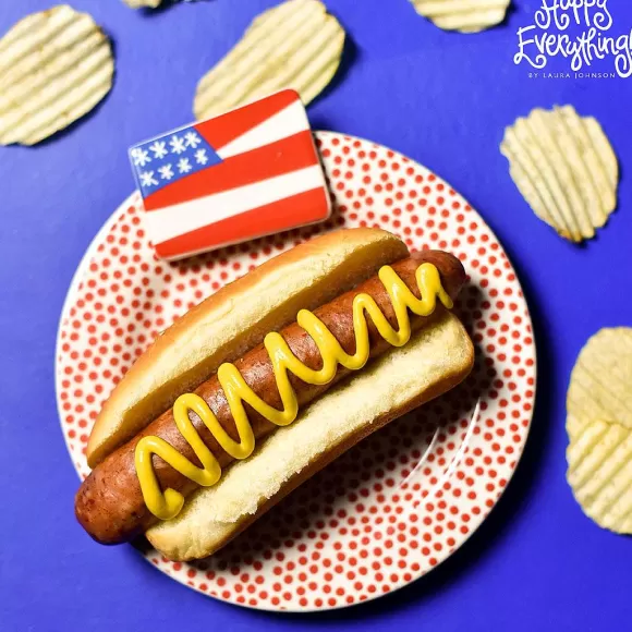 Coton Colors Kitchen & Dining>Flag Embellishment Plate By Happy Everything!