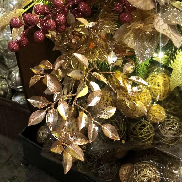 Mark Roberts Floral Decor>Golden Leaf Spray, 28"