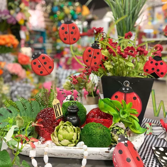 The Round Top Collection Table Decor>Lady Bug Charm