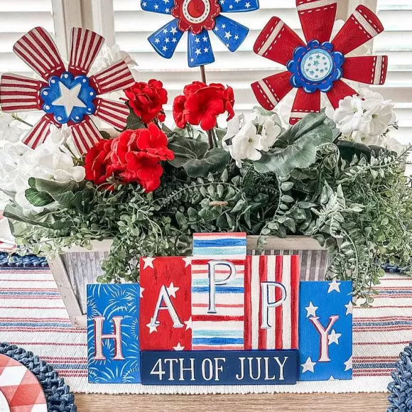 The Round Top Collection Table Decor>Patriotic Happy Sign