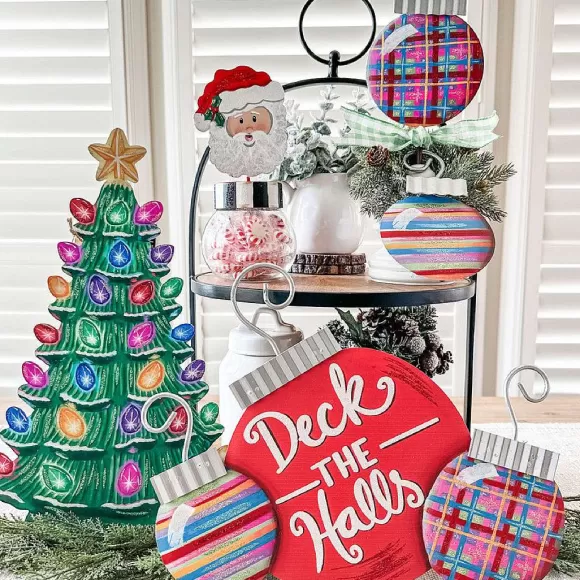 The Round Top Collection Table Decor>Pile Of Merry & Bright Ornaments