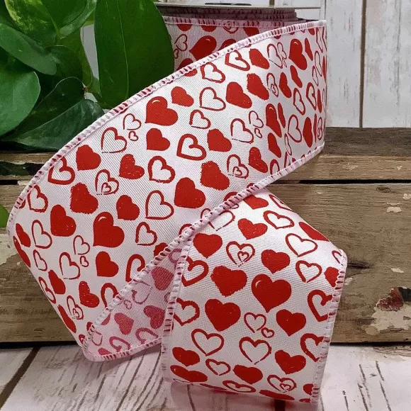 D. Stevens Ribbon>Red Heart Doodles On White Ribbon, 2.5" X 10Yd