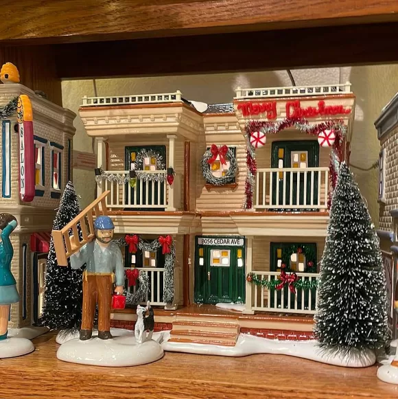 Department 56 Table Decor>The Super Super, Dept. 56 Village